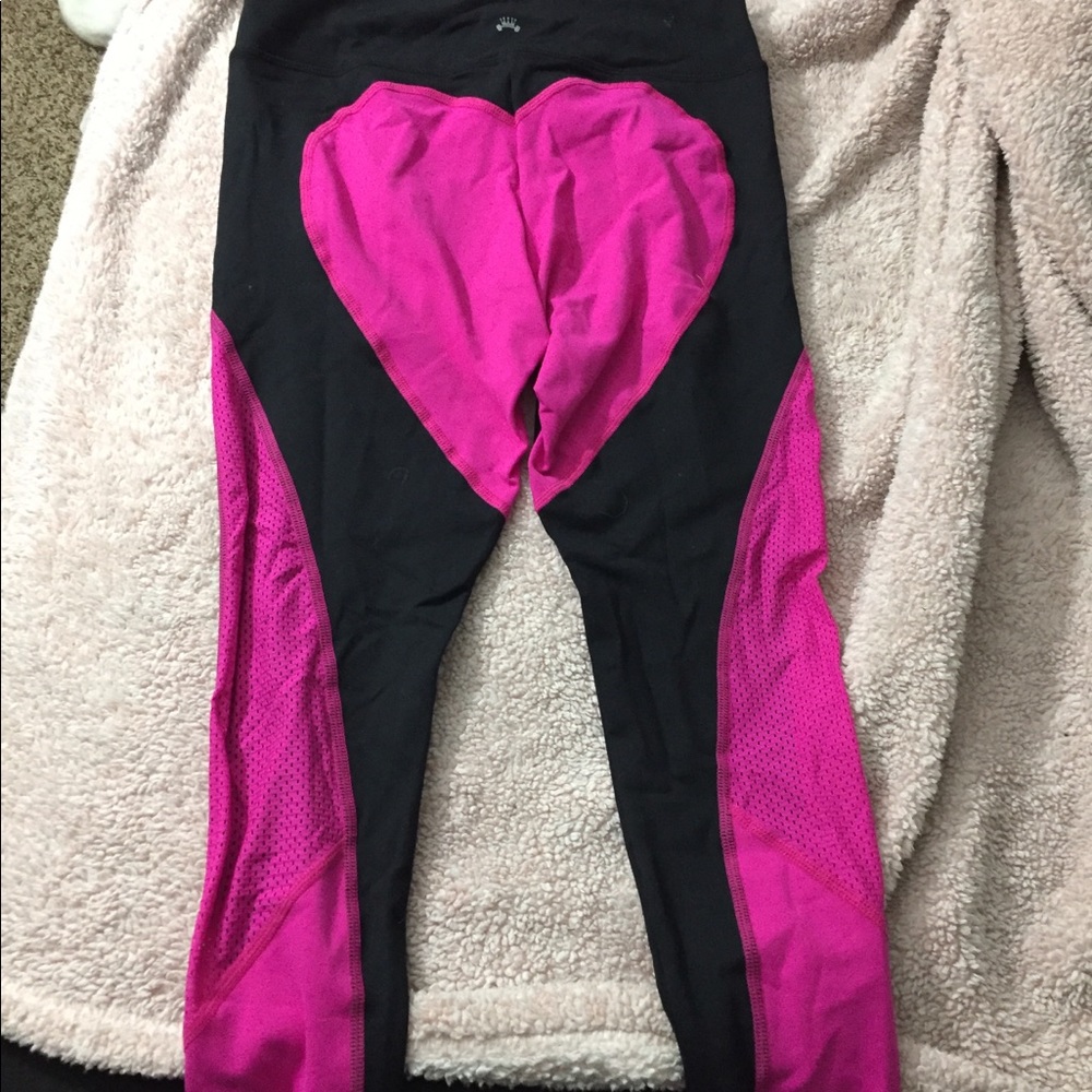 Heart Booty Leggings!